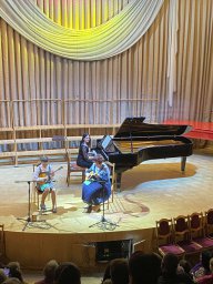 Отчётный концерт струнно-народного отделения 12