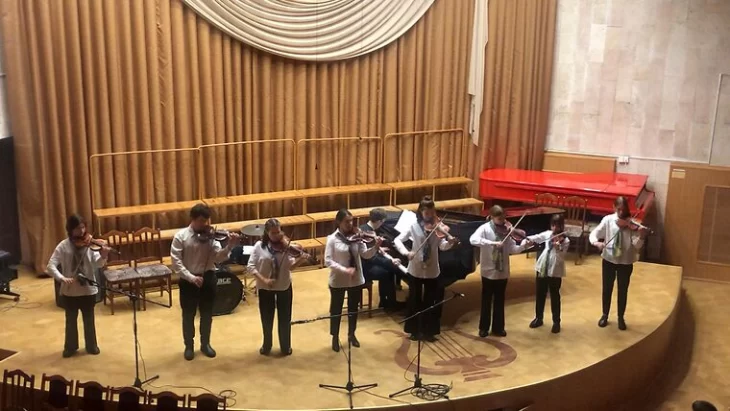 "Парад ансамблей" "Парад ансамблей"