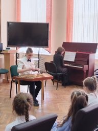 Концерт "Знакомство с музыкальными инструментами" в Гимназии №1 г.Солигорска 6