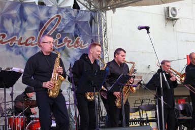 Народный эстрадный ансамбль "Колор Бенд" 21