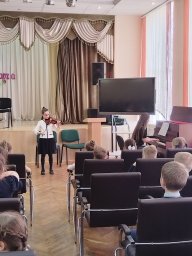 Концерт "Знакомство с музыкальными инструментами" в Гимназии №1 г.Солигорска 3