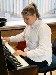 Концерт учащихся музыкальной школы искусств в коррекционно-развивающем центре Солигорского района 0