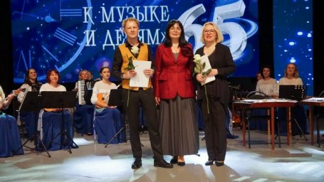 Фрагменты юбилейного концерта " С любовью к музыке и детям" 7