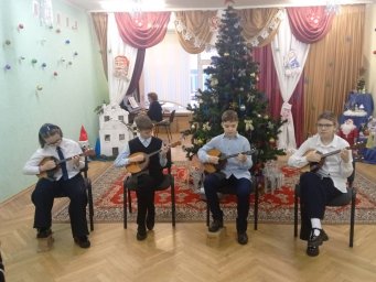 Концерт учащихся и педагогов школы для детей Солигорского центра коррекционного обучения 2