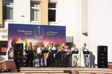 Народный эстрадный ансамбль "Колор Бенд" 17