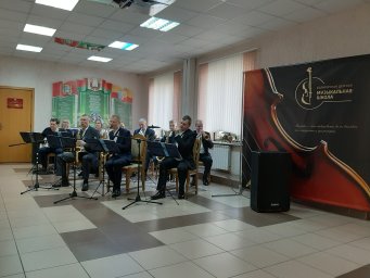 Народный эстрадный ансамбль "Колор Бенд" 25